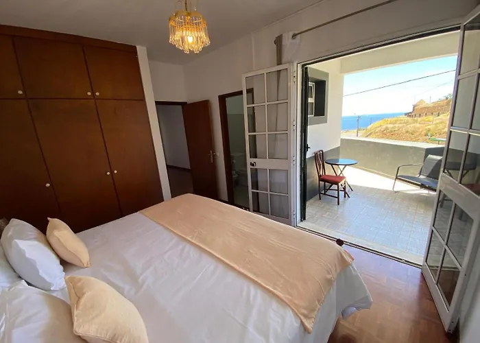 Casa A Torre * Santa Cruz (Madeira)