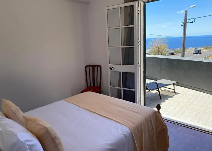 Casa A Torre Holiday home Santa Cruz (Madeira)